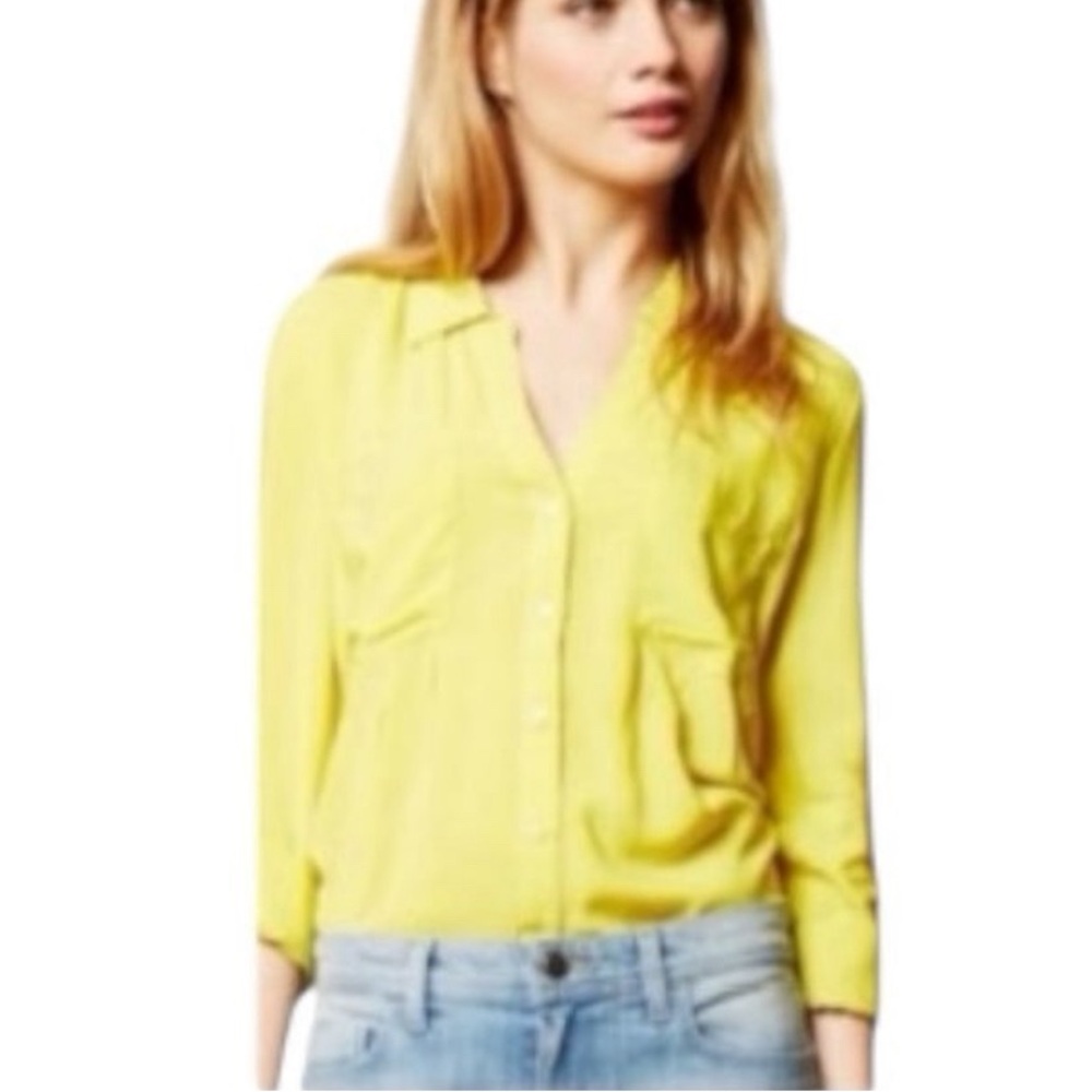 NWT Roll tab sleeve button up by Velvet Heart